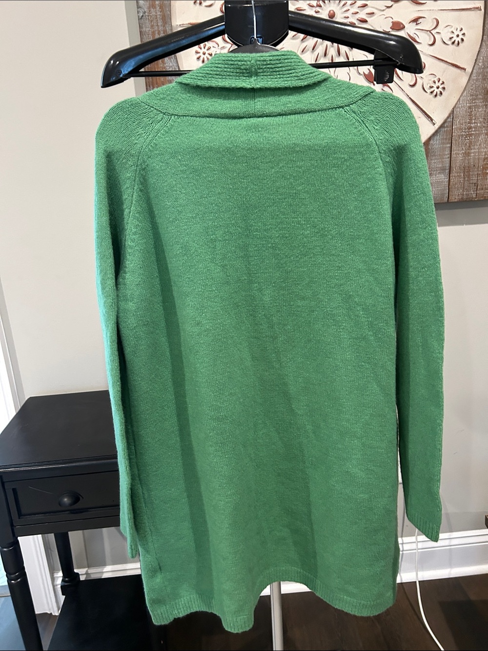Flawless Woman’s Size medium Open-Front Cardigan Sweater. Deep pockets! Warm! - Picture 7 of 7
